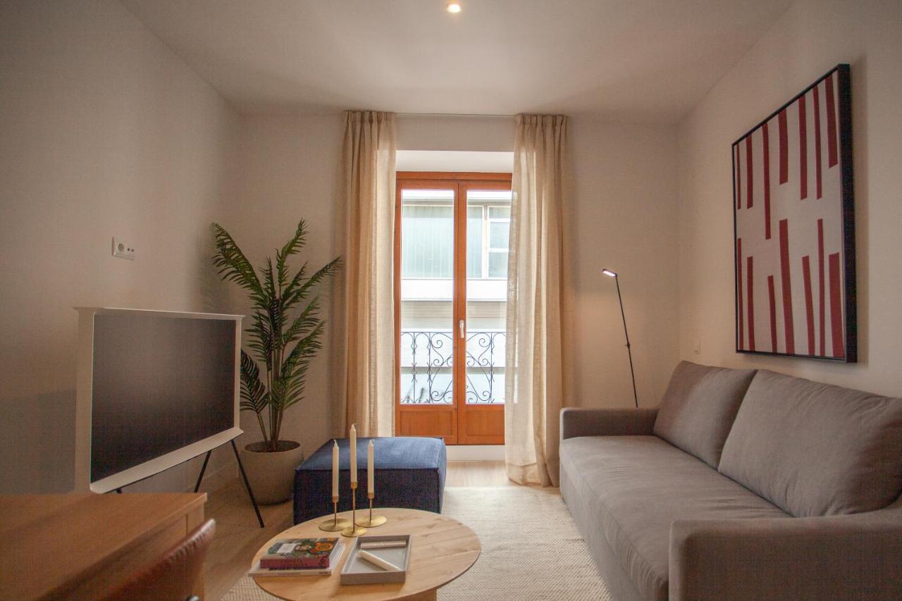 พาลาฟ็อกซ์ เซ็นทรัล สวีทส์ Apartment มาดริด ภายนอก รูปภาพ