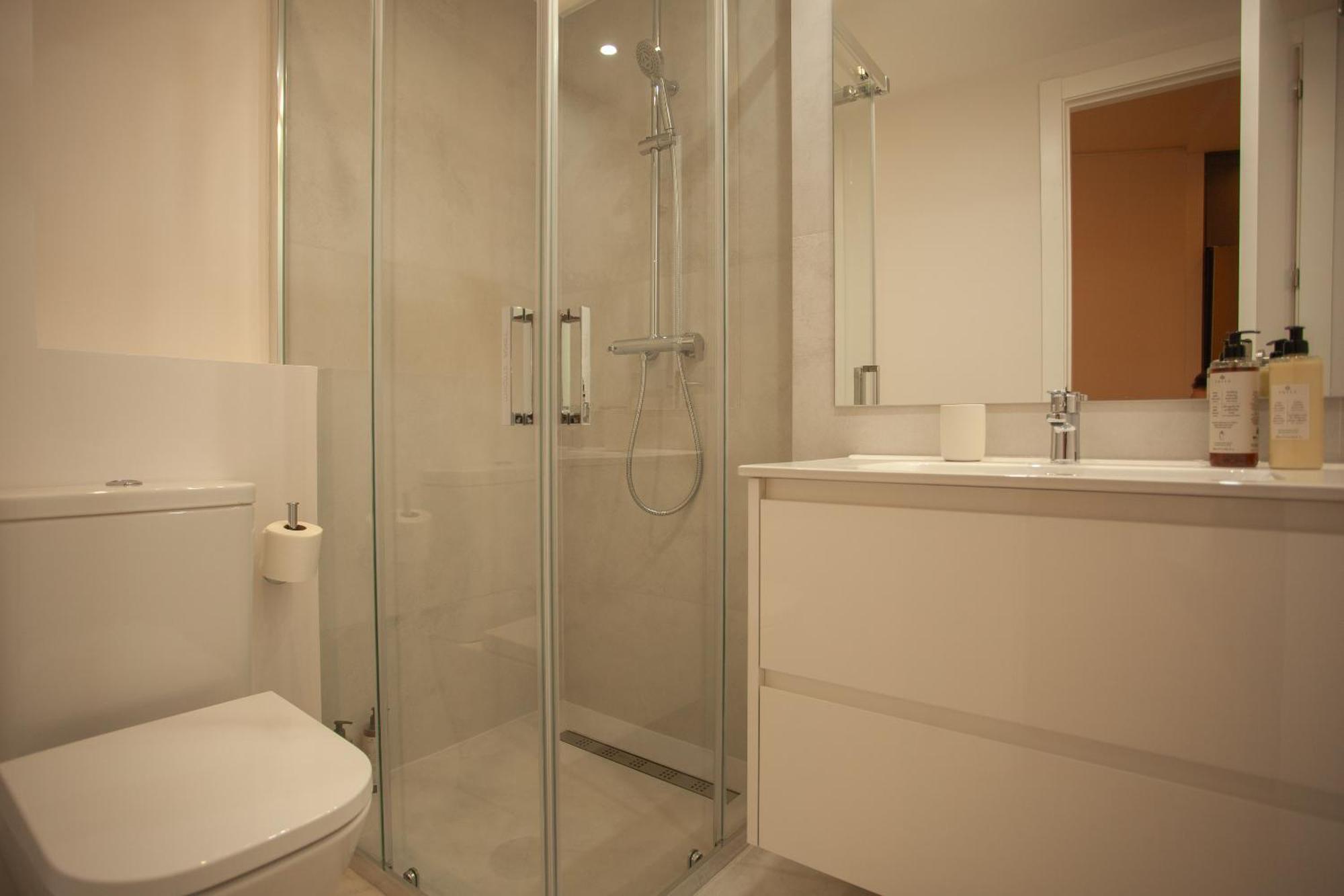 พาลาฟ็อกซ์ เซ็นทรัล สวีทส์ Apartment มาดริด ห้อง รูปภาพ